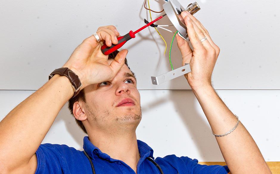 recherche électricien bâtiment Levallois-Perret